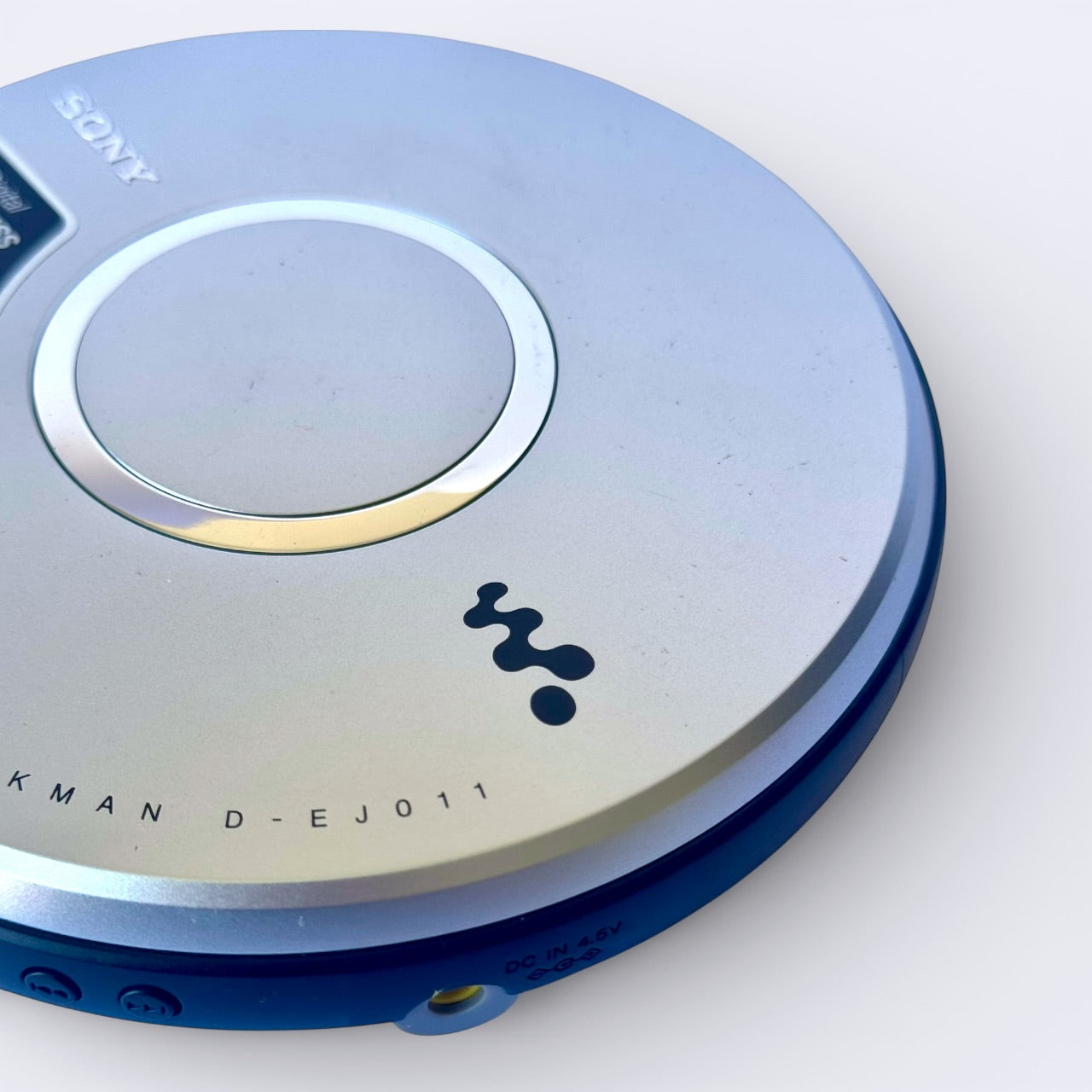 Sony Walkman Discman D-EJ011