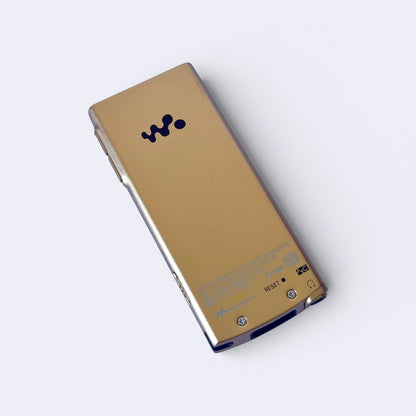 Sony NW-S744 MP3 + Parlantes